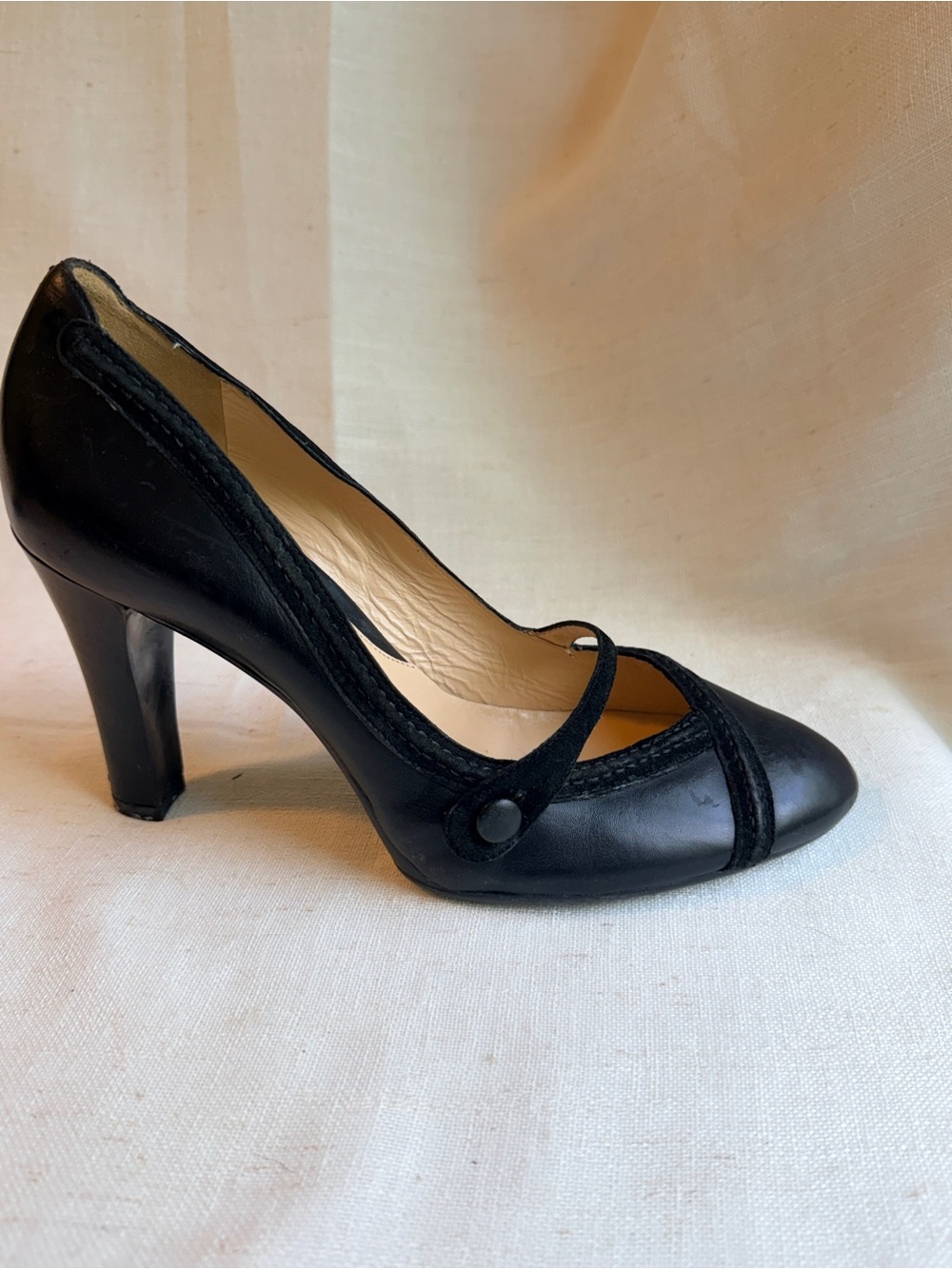 Cole Haan Vintage Black Leather Mary Jane Pumps Heels Size 9B Brazil